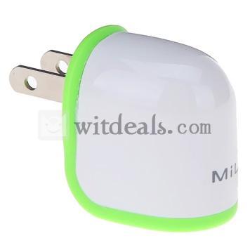 iPad 4対応可能 USB充電器・アダプタ　ホワイトグリーン